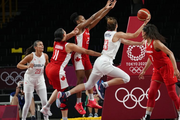 Vasic, Dabovic lead Serbia to 72-68 win over Canada